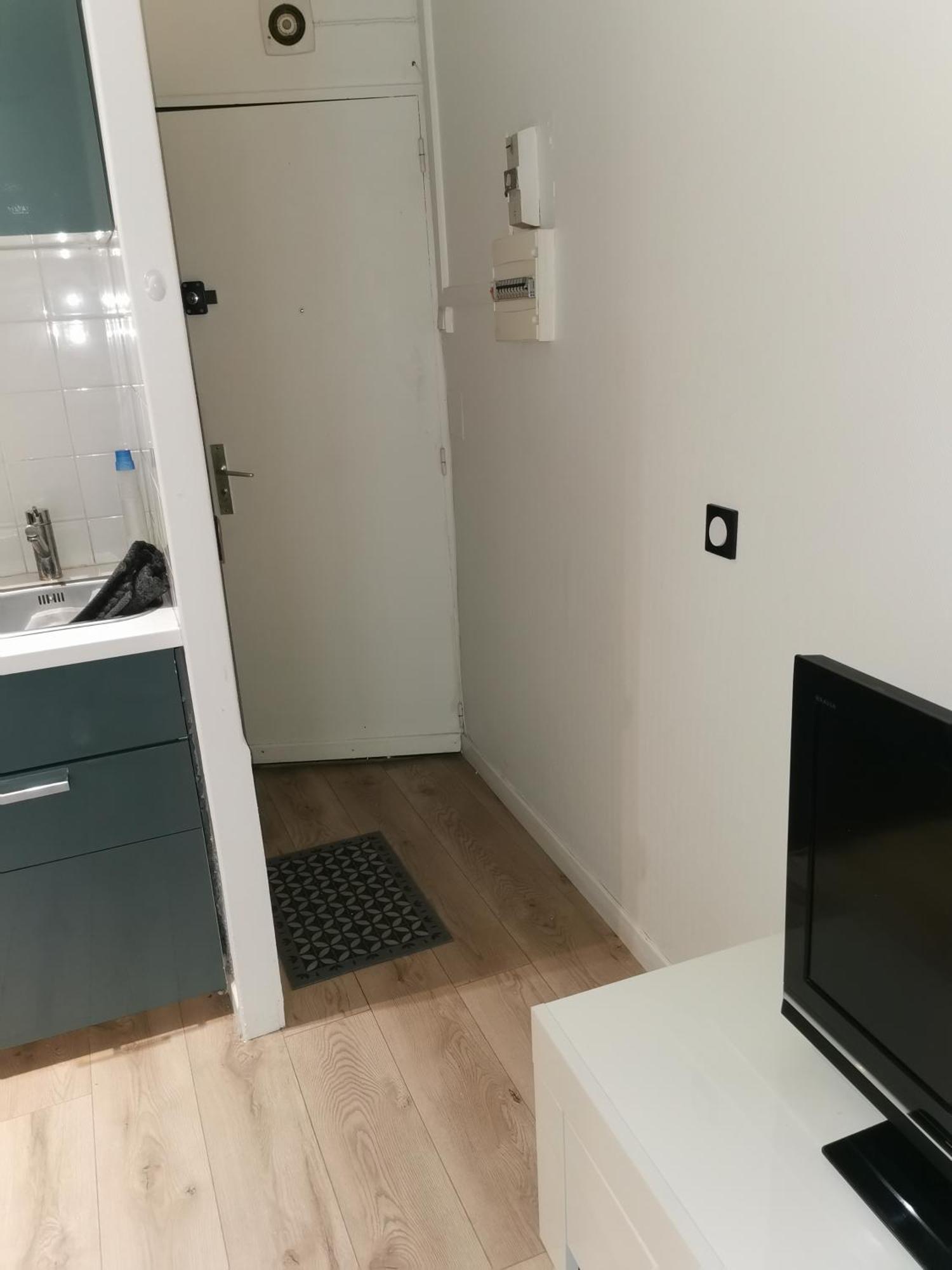 Appartement Au Coeur De La Ville De Taverny Bagian luar foto